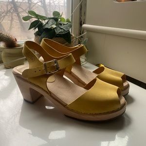 Lotta from Stockholm High Open Yellow Oiled Nubuck Leather Clogs US 7.5/EUR 38